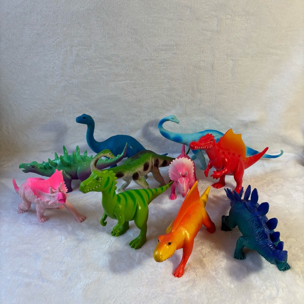 ANKYO COLORFUL  DINOSAUR TOYS Action Figure  Lot of 10